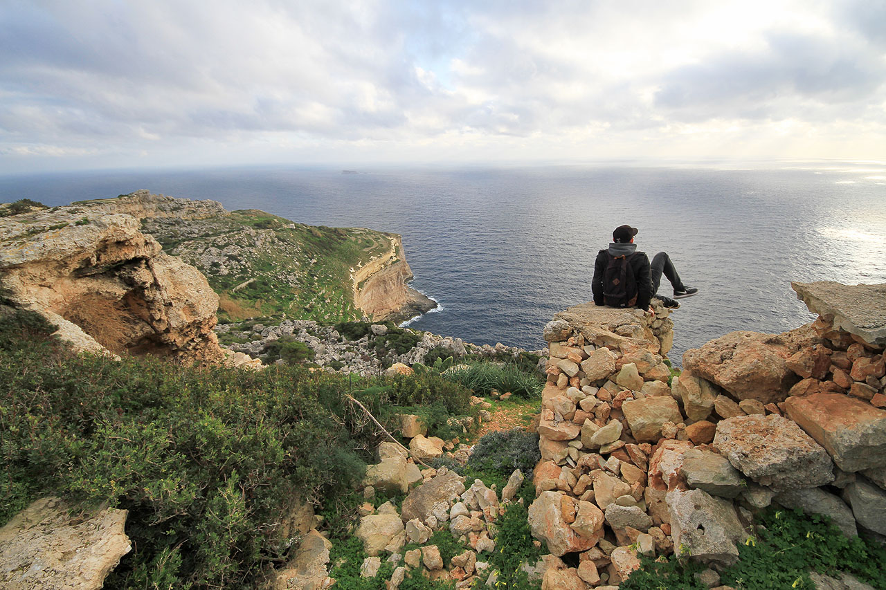 A nesmíme zapomenout na stovky a tisíce let staré stavby a trosky nejrůznějších civilizací.