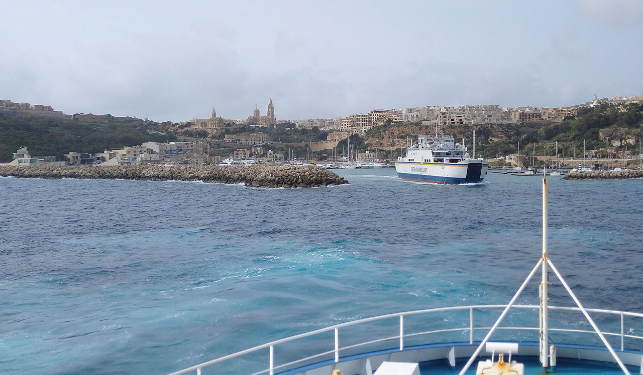 V sobotu jsme se vydali společně přívozem na ostrov Gozo.