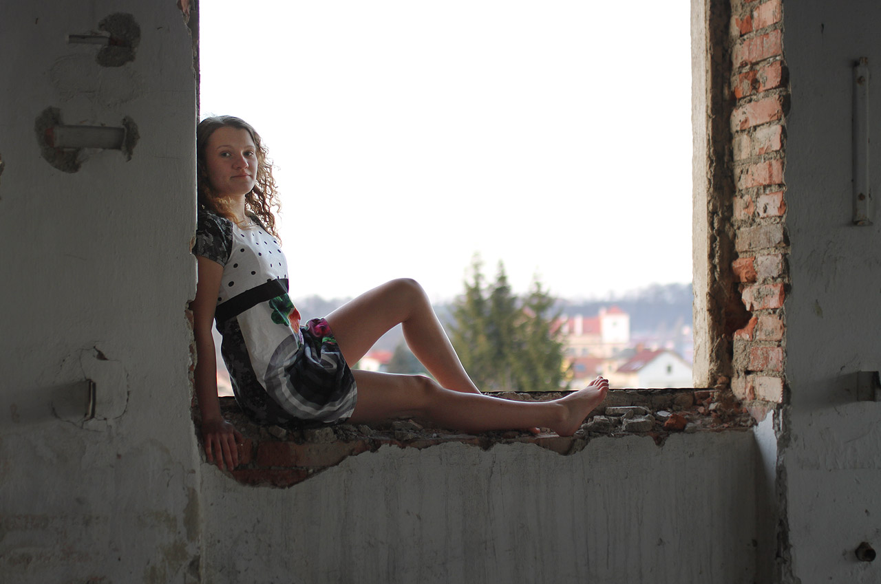 Odpolední siesta v okně.