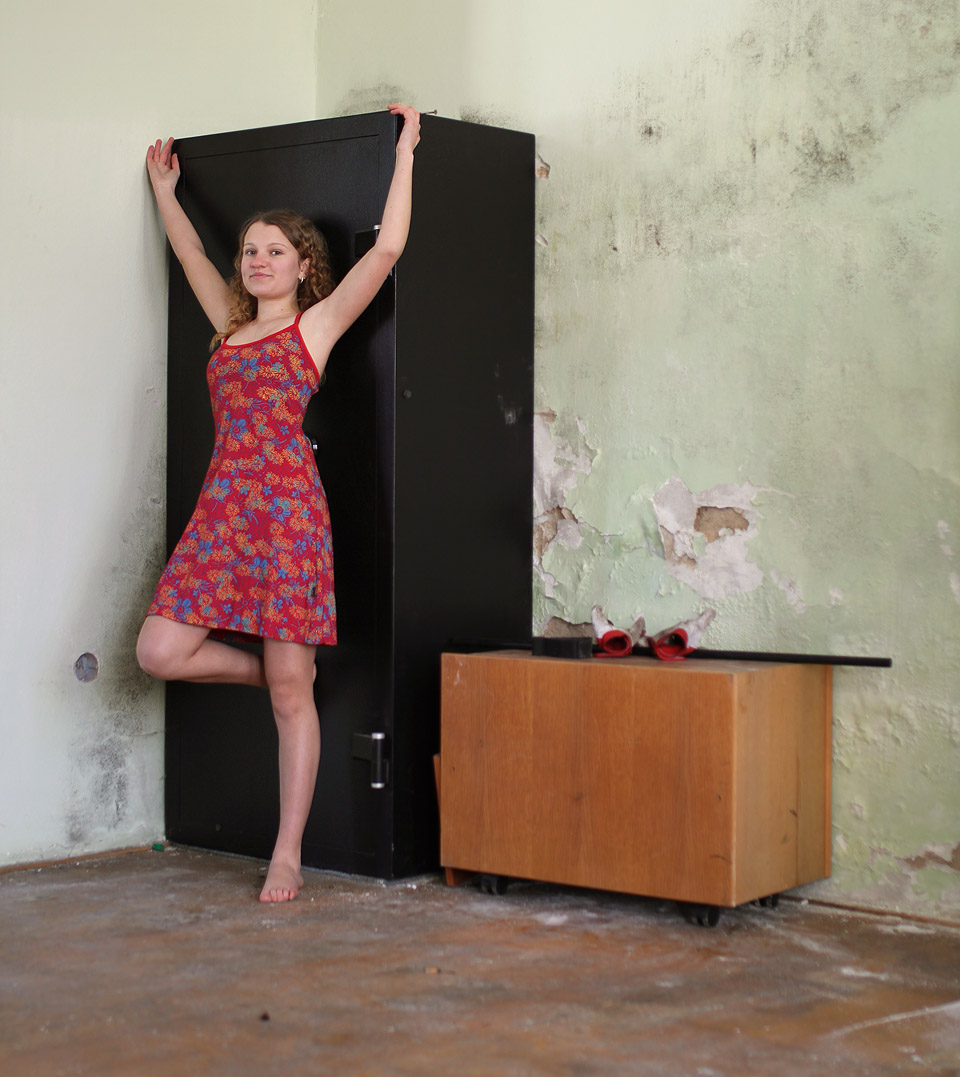 Barča projevila neobvyklou odolnost vůči zimě, když na sobě měla skoro dvě hodiny jen lehké šaty.