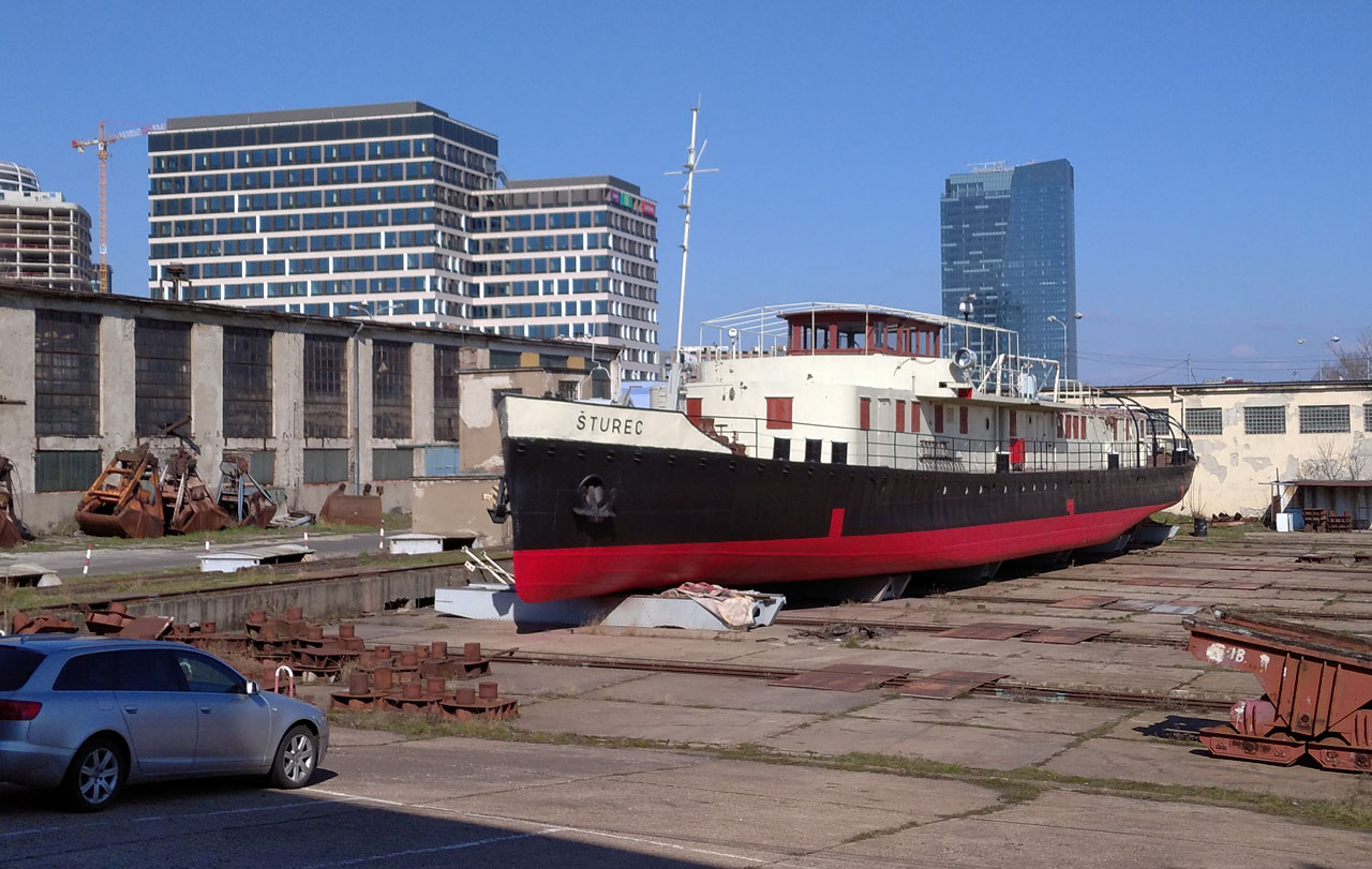 Národní kulturní památka. Ta loď.