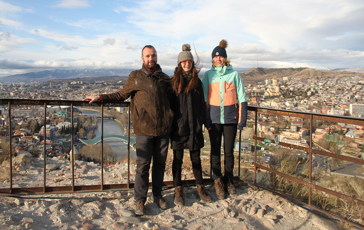 Čáp, Doubravka, Vendy a vyhlídka na katedrálu Nejsvětější trojice z trosek pevnosti Narikaly.