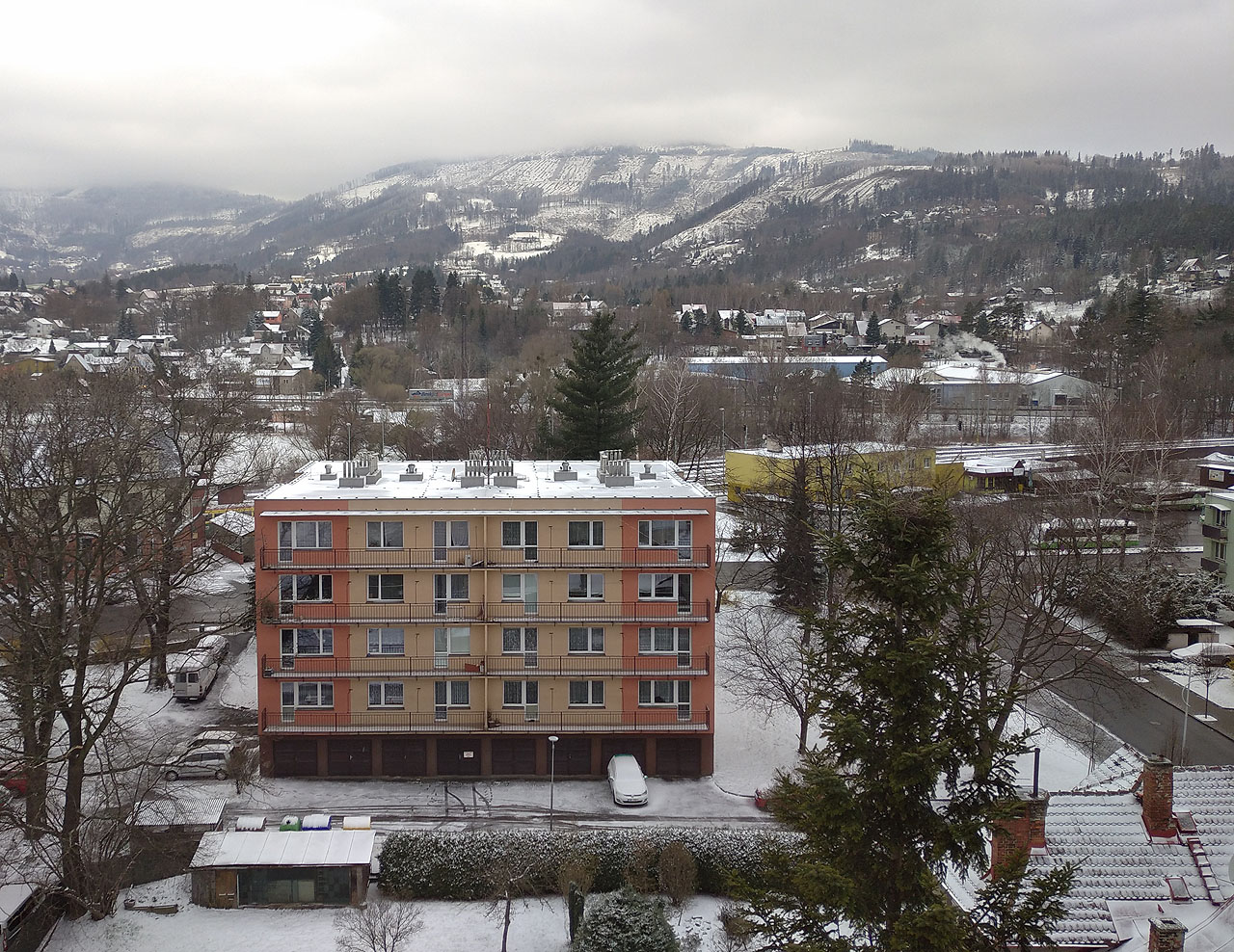 …pondělní ráno však zchladilo má očekávání brzkého příchodu jara.