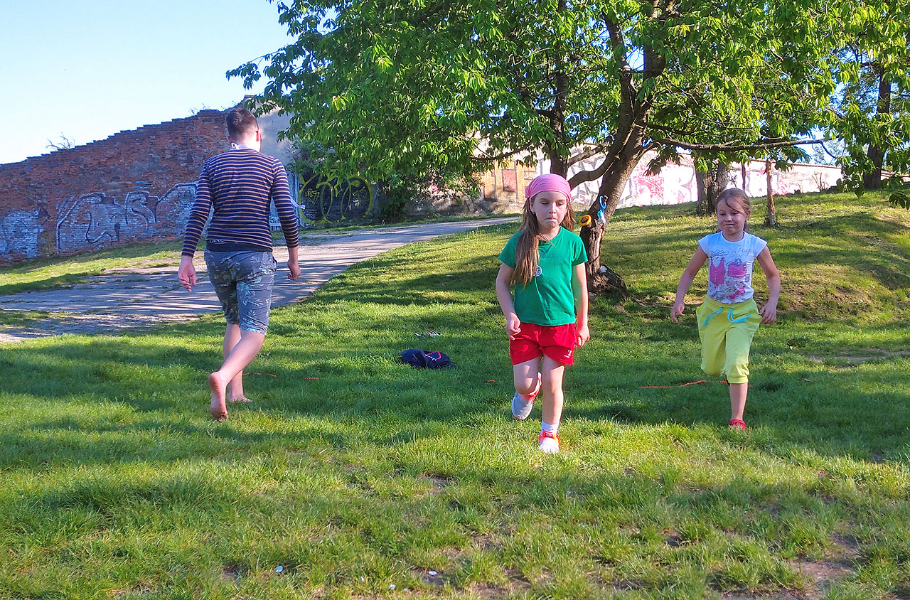 Lov perel se zatajeným dechem.