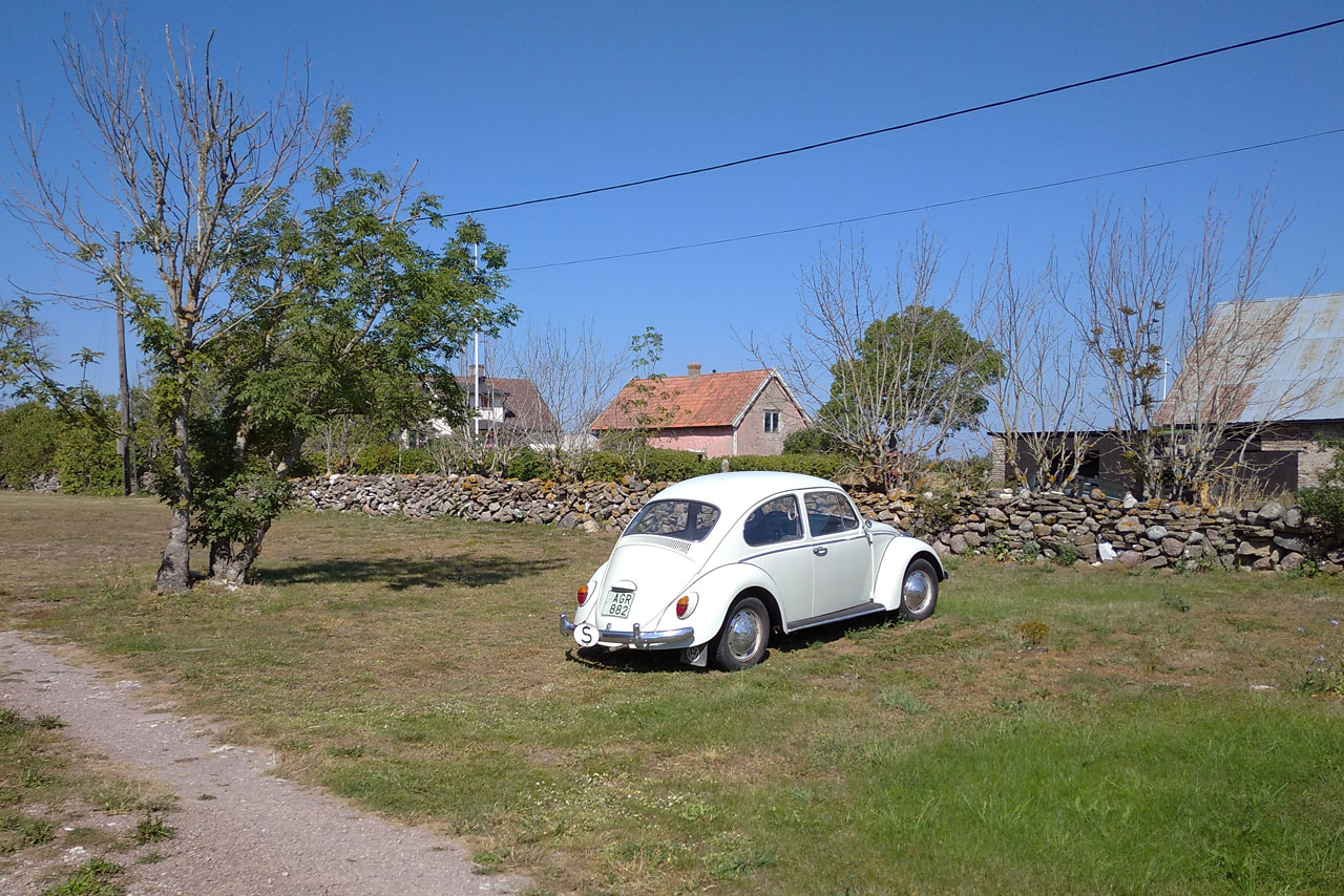 Švédsko (a Öland především) je vůbec místem, kde lze narazit na mnoho krásných starých věcí. Příjemný skanzen pro moderní středoevropany.