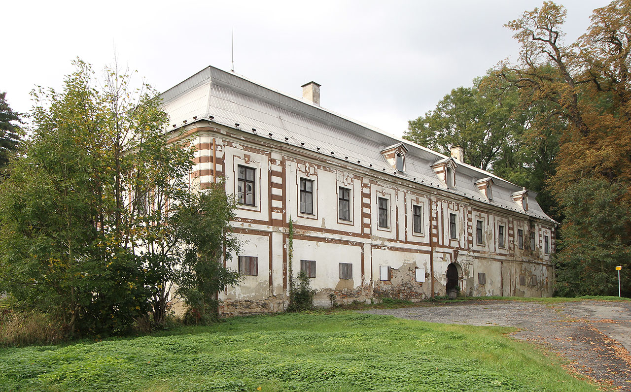 Narozdíl od Starého zámku nebyl nikdy docela volně přístupný.