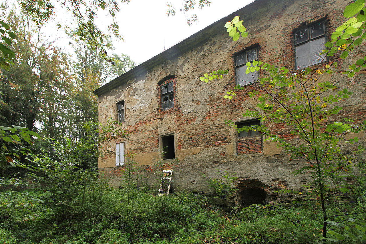 O tom, kudy se dostat do zámku, jsme nemuseli přemýšlet dlouho.