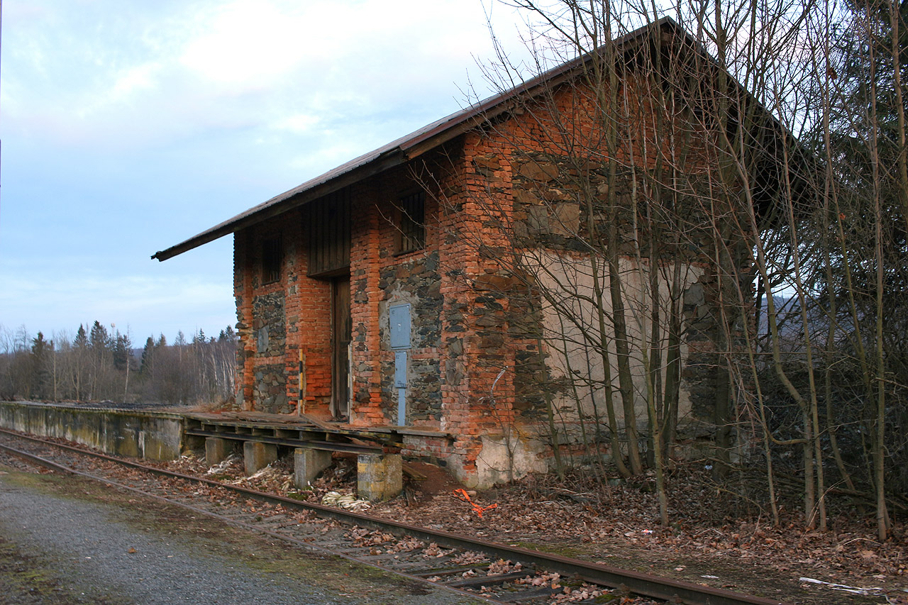 A se skladištěm se taky musíme rozloučit.
