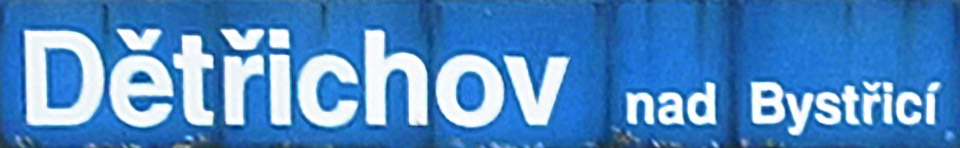 Je to tady krásně zpustlé. Nádraží bude škoda…