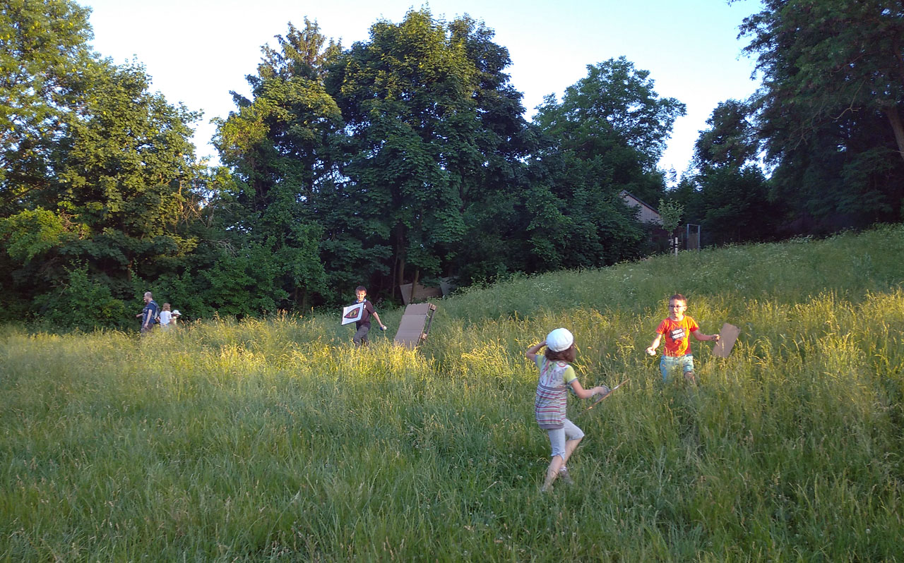 Bitva to nicméně nakonec nebyla špatná. Ve vysoké trávě jsme se pobili hlava nehlava.