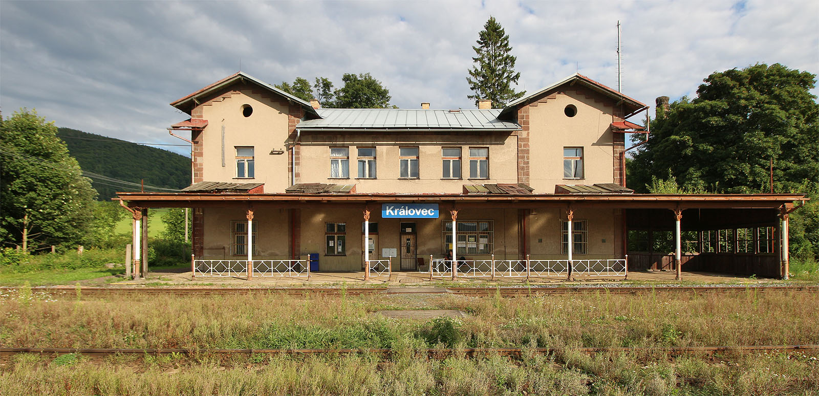 Ale díky GW trainu za něj. Odpoledne tak přijíždíme do liduprázdného Královce, odkud už jezdí vlaky do českého vnitrozemí.