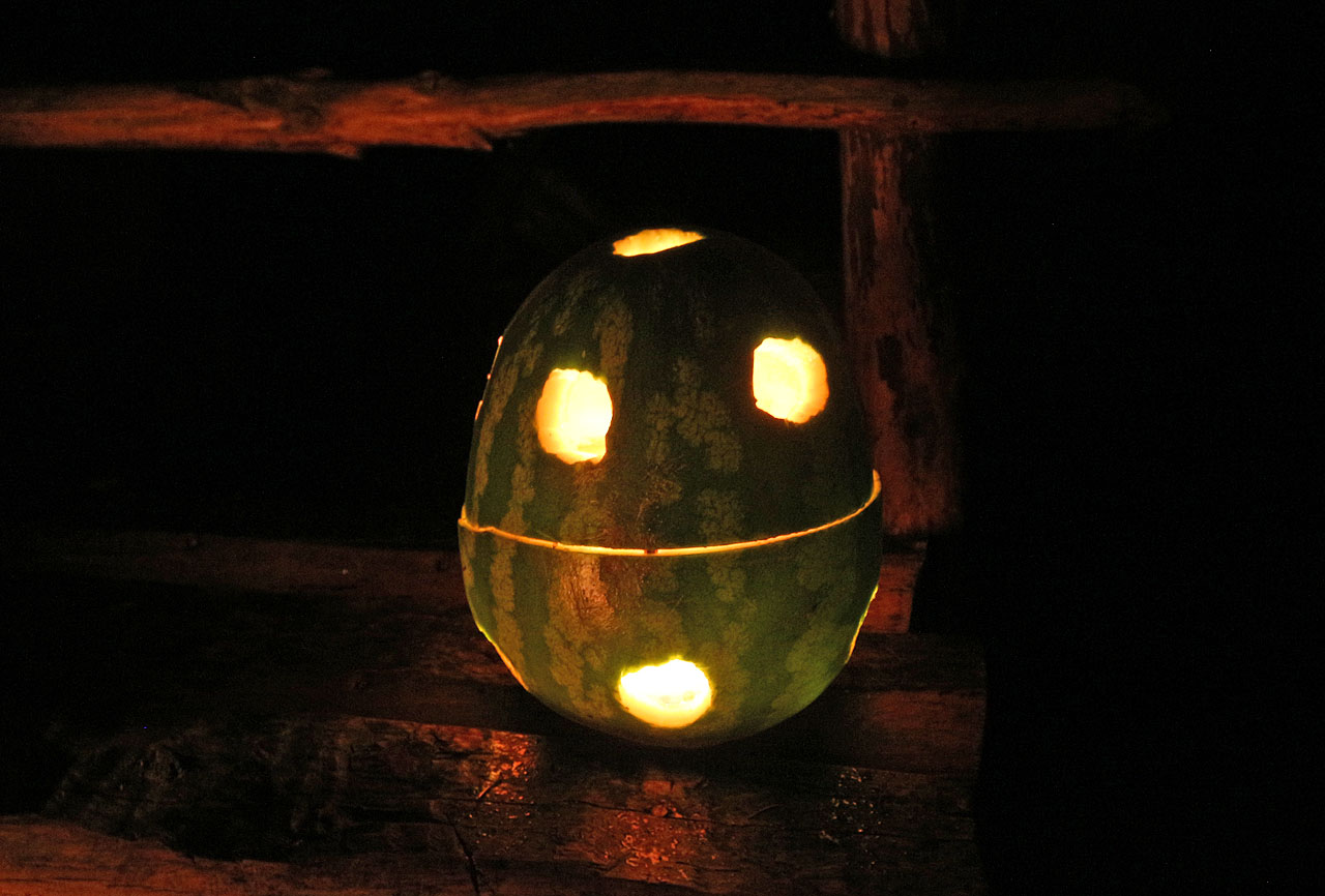 Naše odvěké přání se stalo skutečností a naše umělecká lampa z melounu společně s příběhem z dávno zapomenutého dolu se umístila na 1. místě. Grýnův kahan je pro letošek konečně náš!