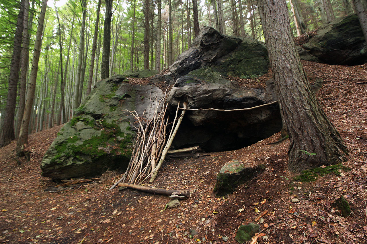 Možností přespání je tu v okolí víc. Ostatně jako všude v pískovcových krajích.
