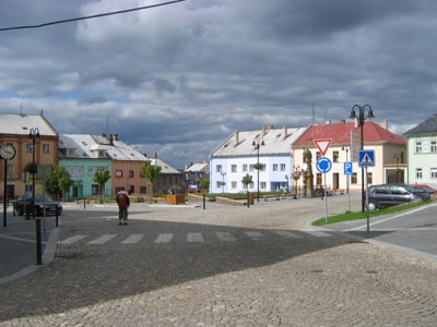 Horní Benešov, až sem dřív jezdily vlaky.