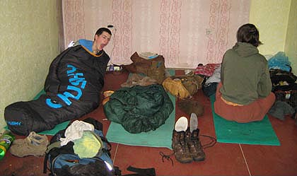 Luxusní nocleh včetně zásuvek <a href="/Tema/Mikulovice (žst)">na nádraží v Mikulovicích</a>.