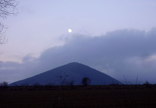Jeden z vrcholů pod Inovcem.