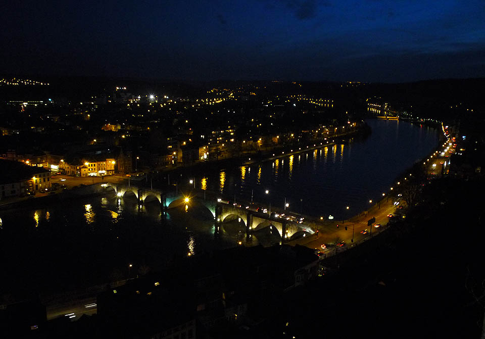 Setmění nad Namurem.