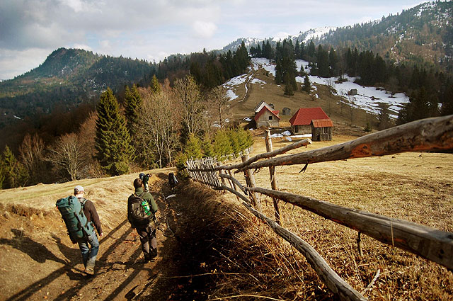 Pokračujeme po hřebeni.