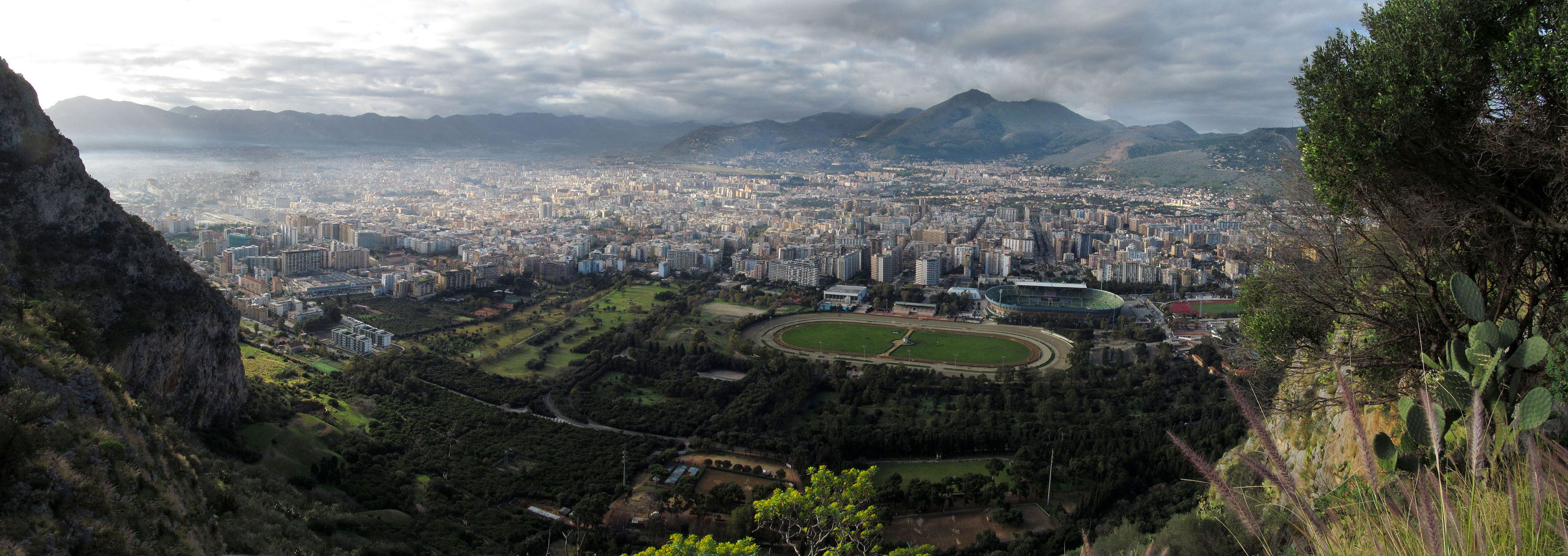 Palermo z Pelegrínské hory.