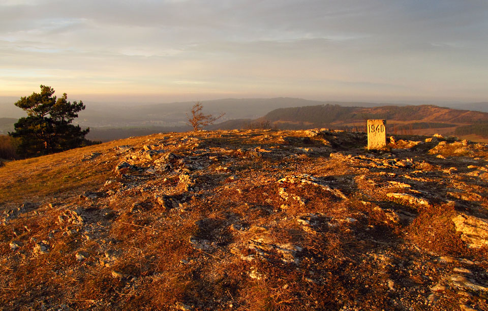 Na vrcholu Zlatý kůň jsme si chvíli připadali jako na <a href=/reportaz/2008UK2>Hoverle</a>.