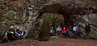 Společné foto u Aksamitovy brány se jaksi rozmazalo.