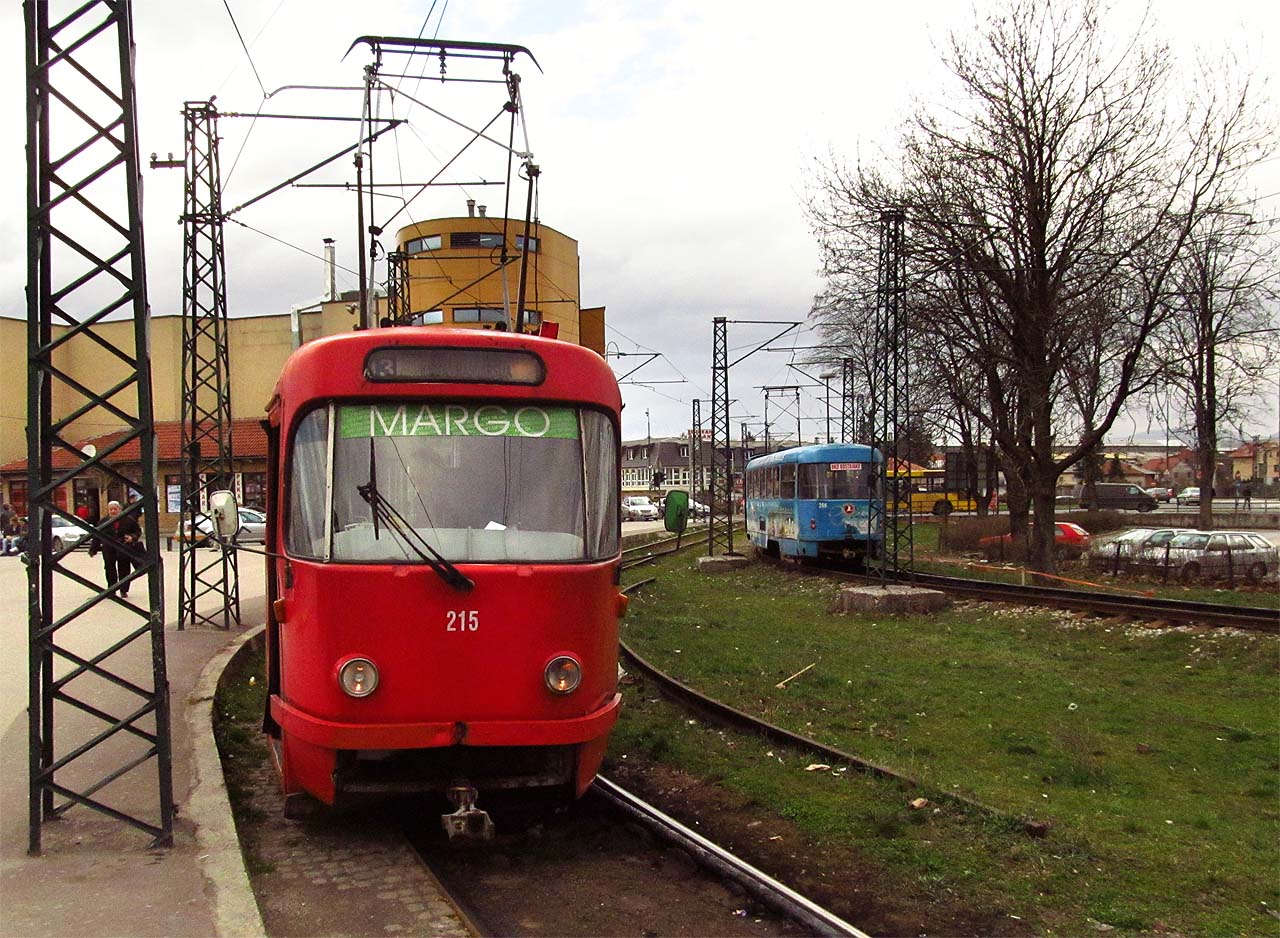 Konečná - smyčka Ilidža nedaleko soutoku obou sarajevkých řek - Bosny a Miljacky.