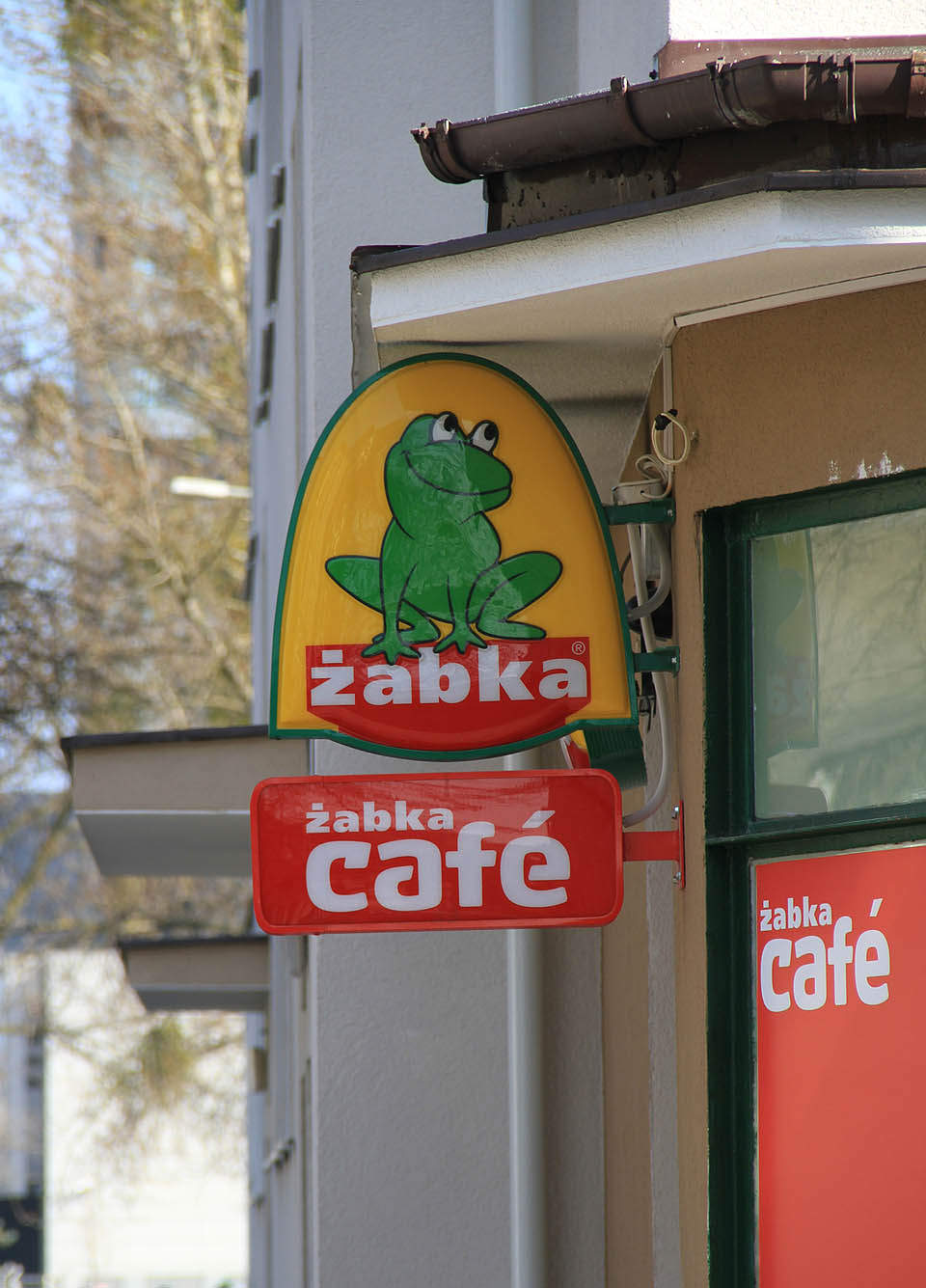 Fotka z gdyňské ulice pro Žabku. Kdo by takovému pohledu odolal?