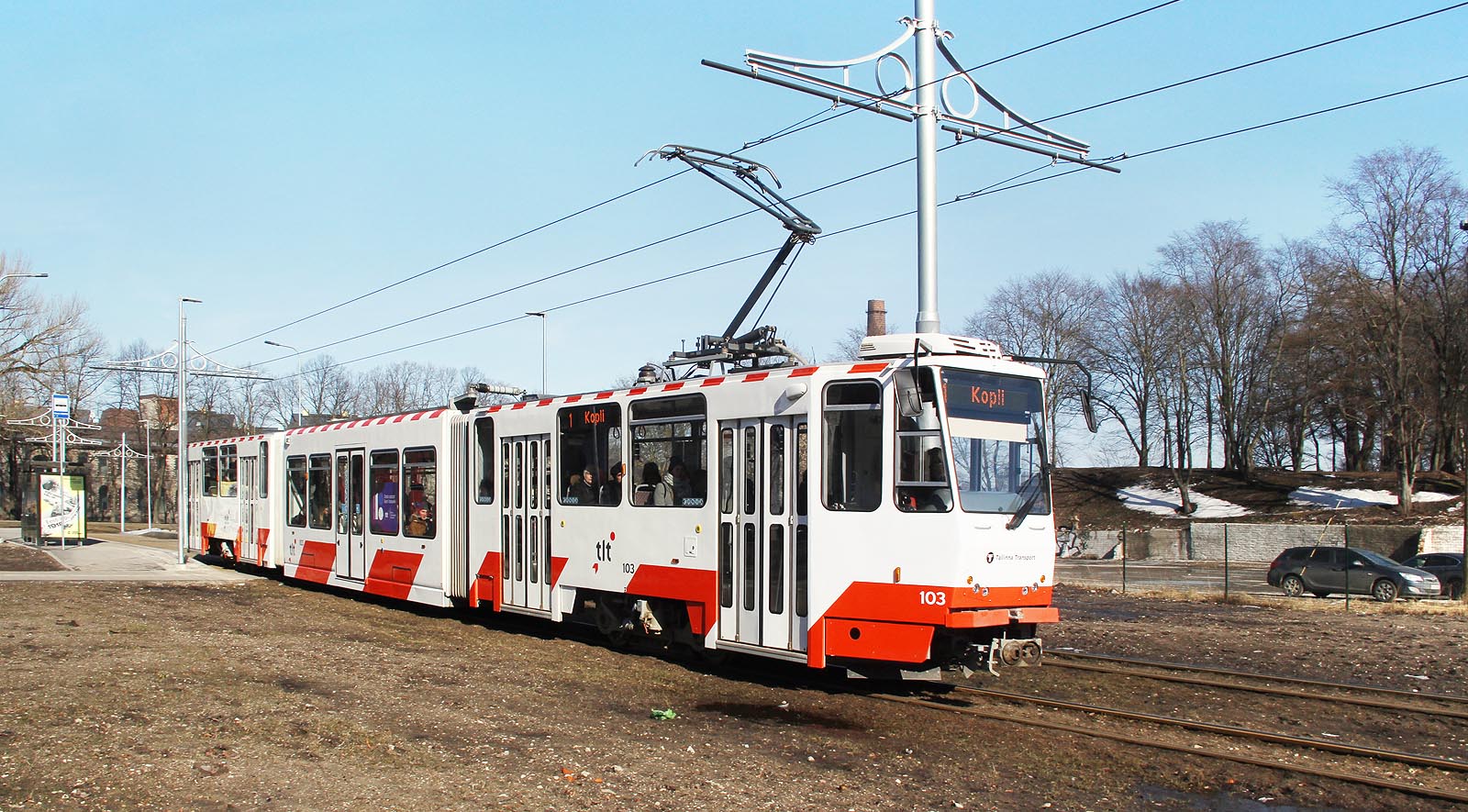 Některé vozy odkoupené z německé Chotěbuzi byly modernizovány a doplněny nízkopodlažním dílem jako KT6T.