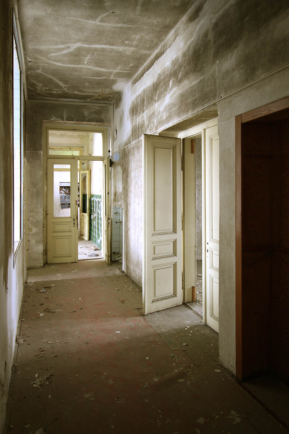 Stále ještě zůstalo dost krásných původních součástí interiéru.