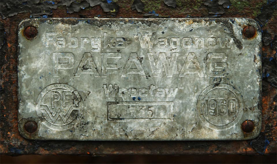 Osobní vozy z vagónky Pafawag ve Wrocławi kdysi tvořily jednotnou flotilu Boržavské dráhy.