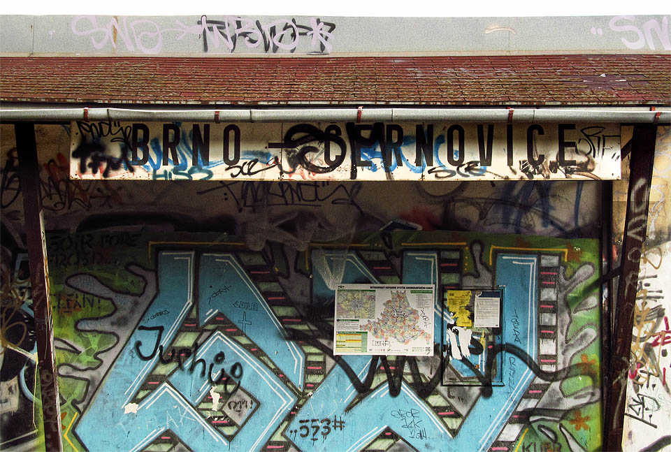 Sisyfovský boj Českých drah a Kordisu se sprejerským živlem.