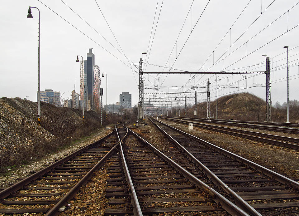 Vlečka do Ferony odbočuje z nádraží Brno Horní Heršpice.
