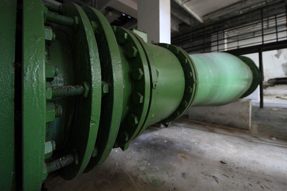 Pitná voda pro Brno se tu vyráběla jen výjímečně, ale kdo ví: možná právě vy jste kdysi vypili kapalinu, která protekla touto trubkou, možná právě z těchto atomů je dodnes složena malá část vašeho těla.