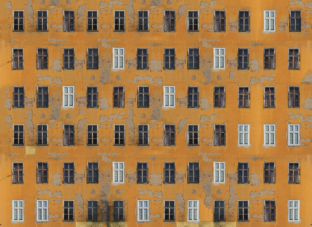 Loučíme se grafickými hrátkami s fasádkou domu, který nikdy nebude veliký, ale navždy zůstane krásný.