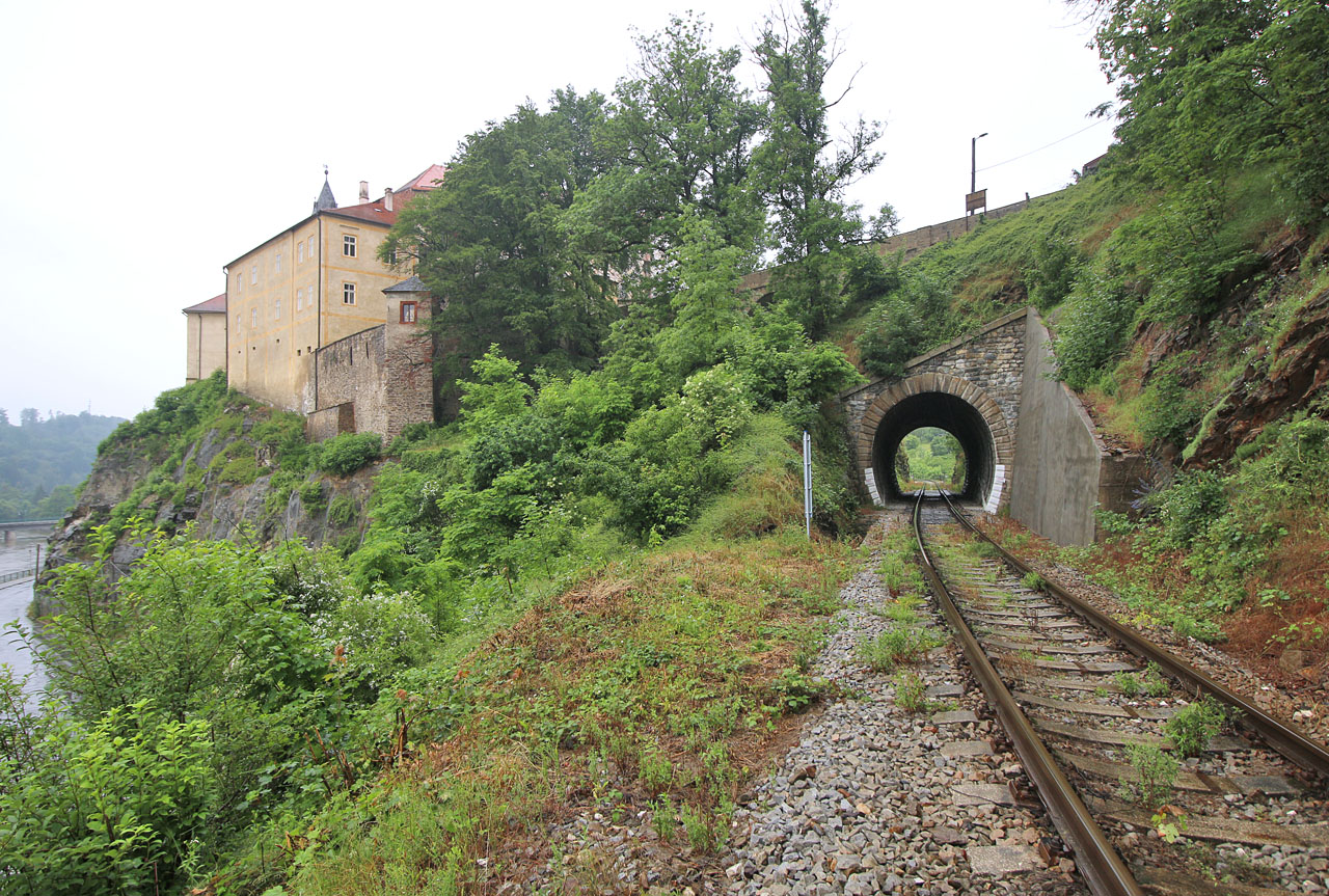 Hornoledečský tunel.