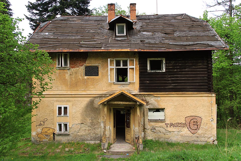 Pension Silesie, č.p. 84 s částečně roubeným poschodím.