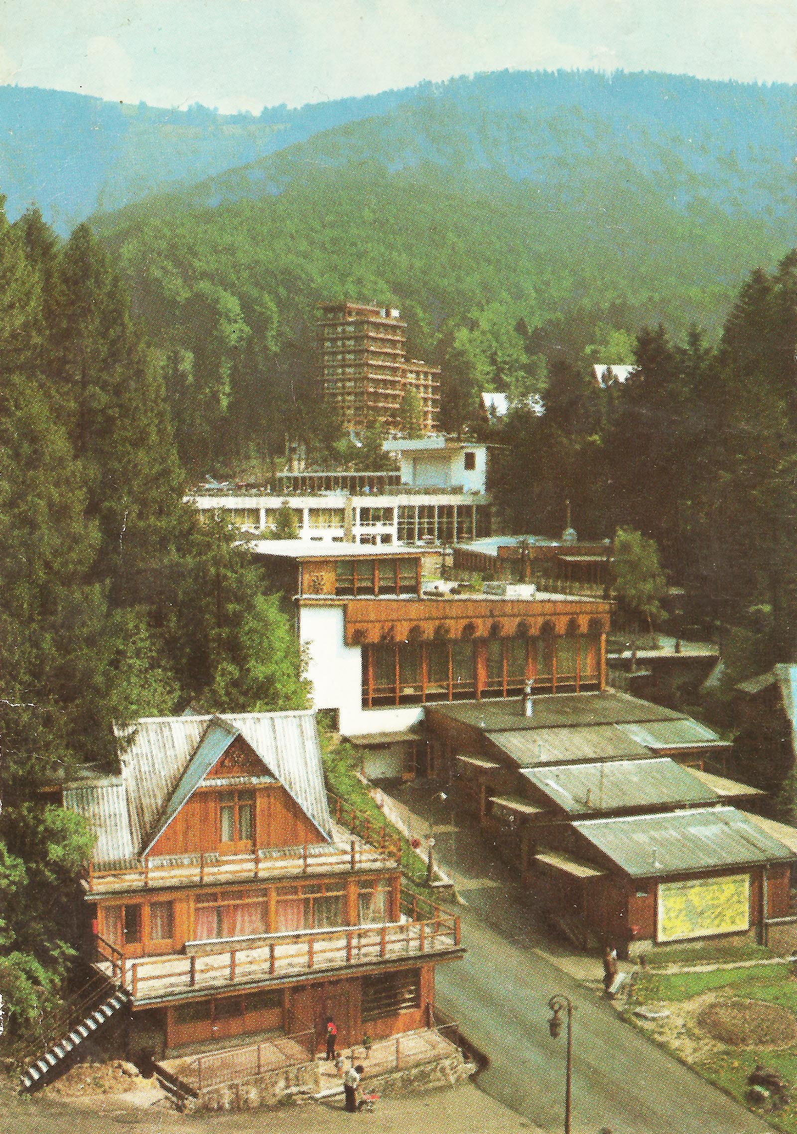 Pohlednice ze 70. let 20. století ukazuje Kozubnik v dobách jeho největší slávy, kdy mezi prominentní hosty patřili západoevropští návštěvníci Polska nebo rodina Leonida Brežněva.