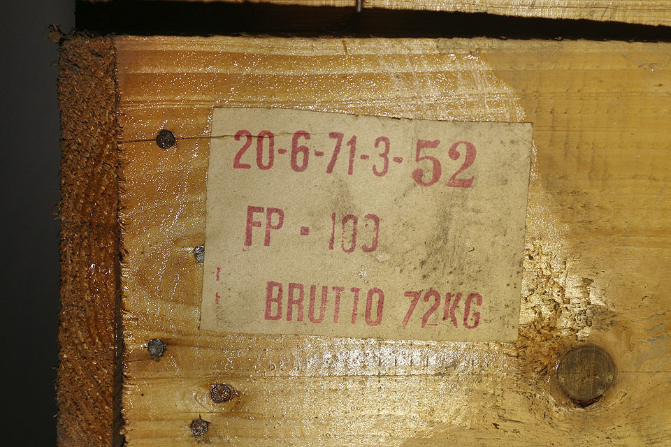 Jeden filtr FP-100 (zkratka znamená filtr prachový s kapacitou 100 m<sup>3</sup>/h) váží i s přepravní bednou úctyhodných 72 kg.