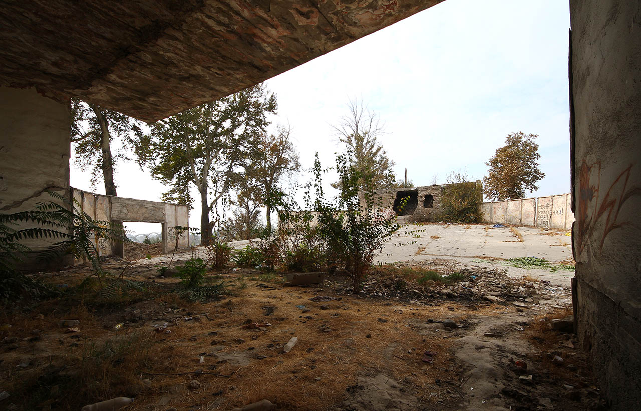 A tak viděli prostor divadla z jeviště herci.