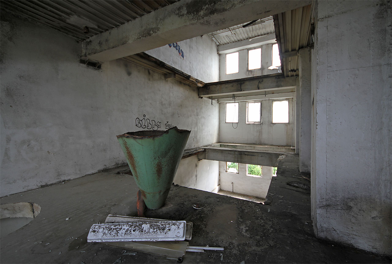 Některá zvláštní zařízení evokují horrorové scény známé naštěstí pouze z počítačových her. Některá zvláštní zařízení evokují horrorové scény známé naštěstí pouze z počítačových her.