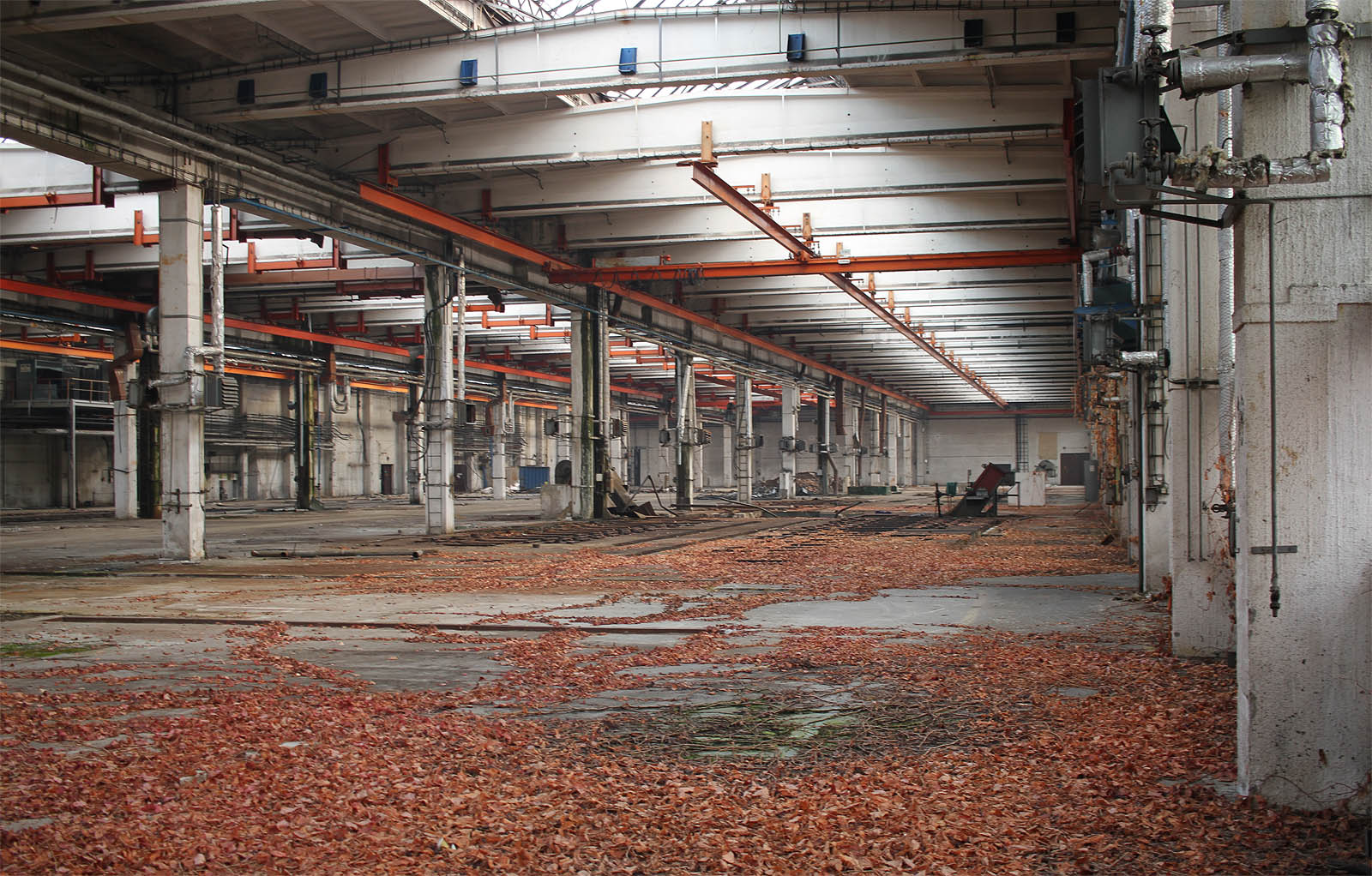 Svojí rozlohou je motorárna zhruba stejně velká jako celý hrad Špilberk včetně nádvoří a hradeb.