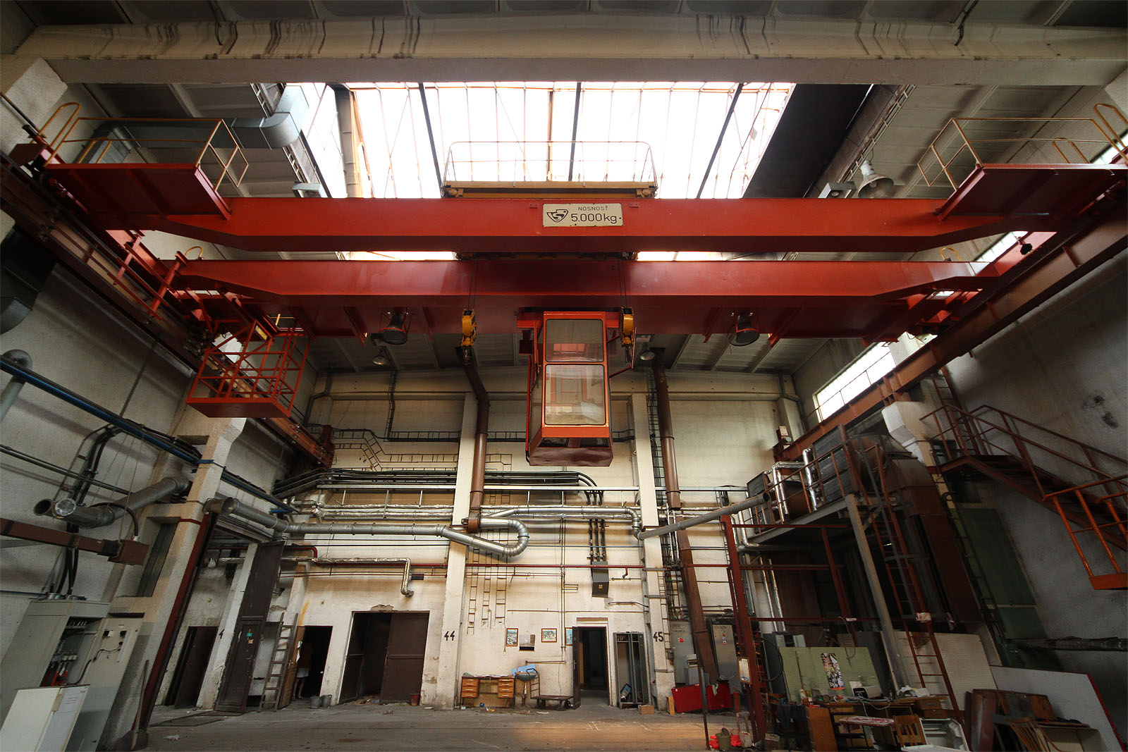 Nosnost 5000 kg by mohla postačit na opravu i poněkud těžších bicyklů.