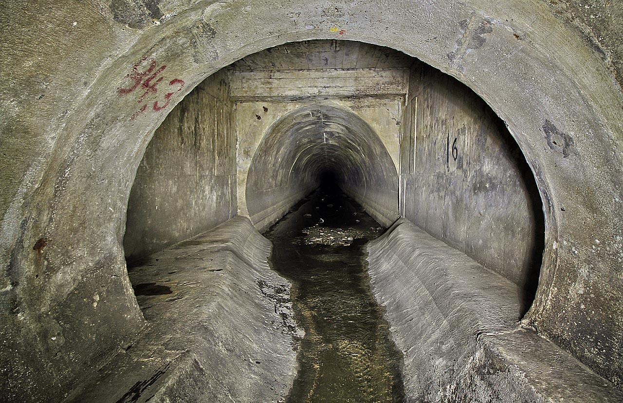 Odvodňovací štola pod Stránskou skálou