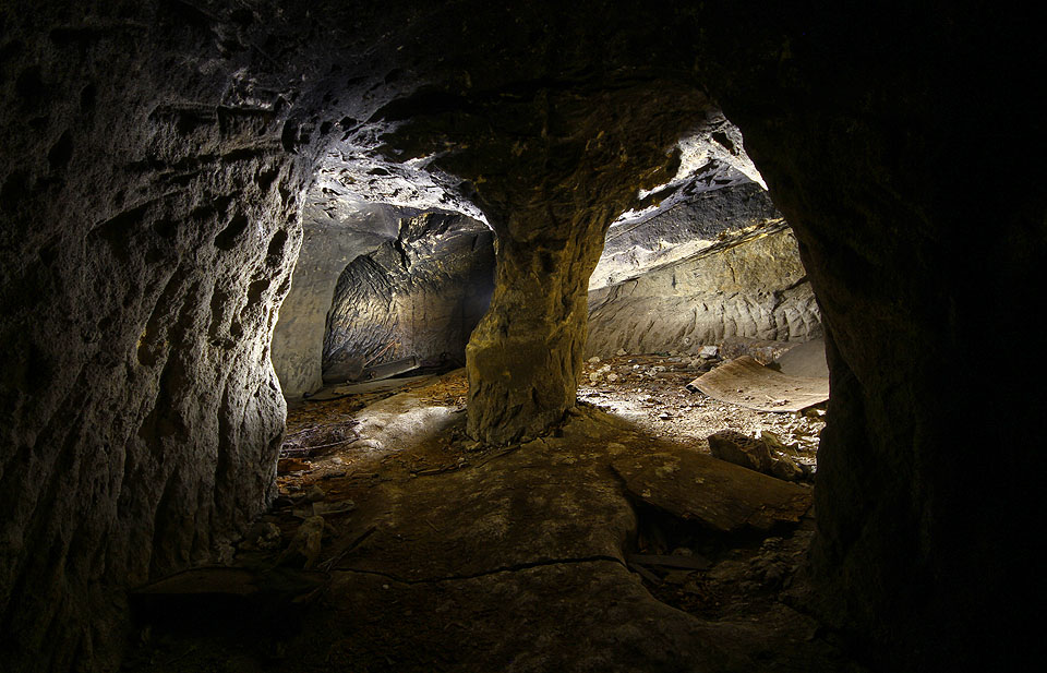 Ještě jednou zadní část Bezdomovcovy síně připomínající svým tvarem miniaturní tokamak.
