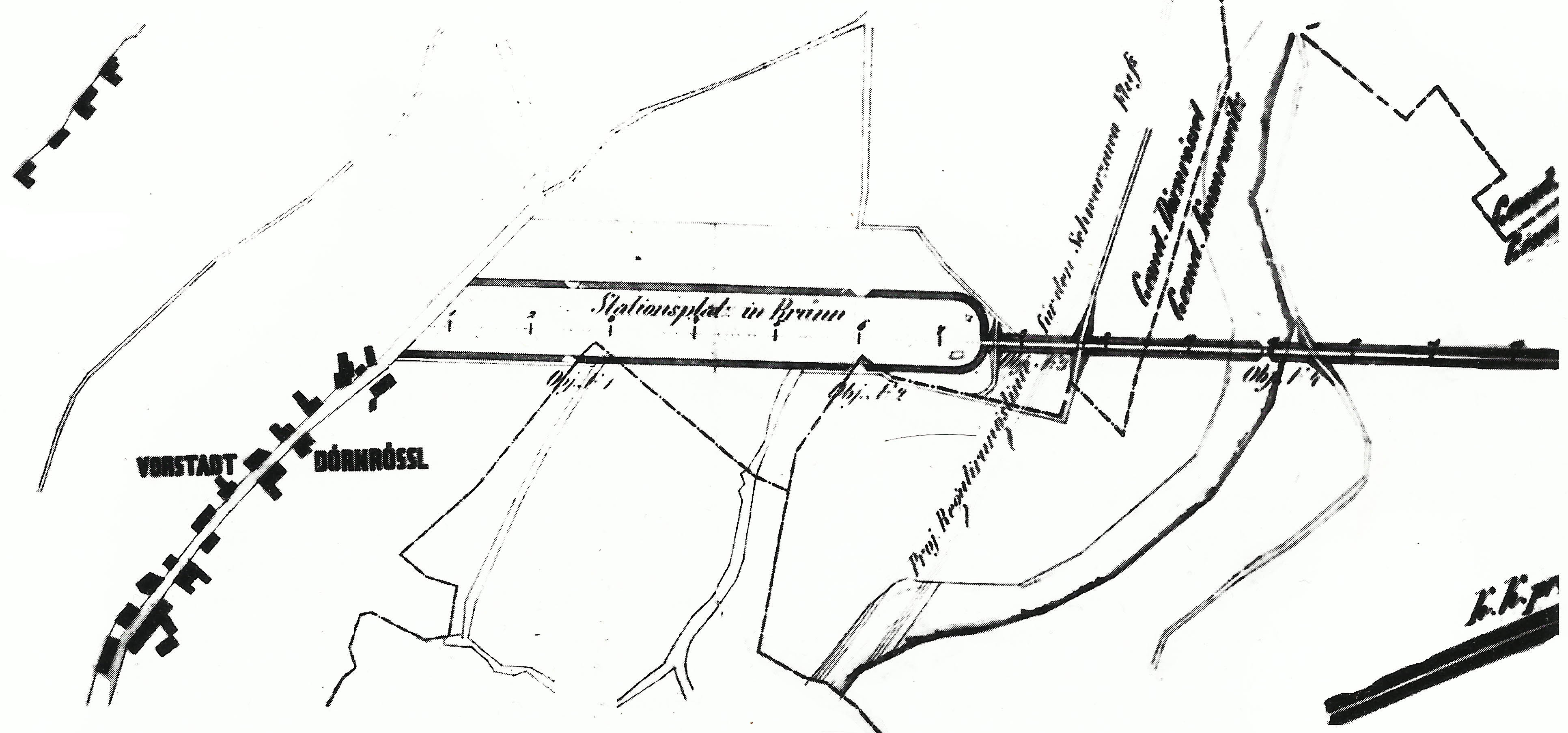 Situační plánek Rosického nádraží z roku 1853. Součástí stavby stanice bylo napřímení toku Svratky, most přes řeku (objekt F4) a podle dobových pramenů také vybudování blíže nespecifikovaných drenážních prací (propustek?). Od západu (na plánku zespodu) vedou k nádraží cesty k místům označeným jako objekty F1 a F2, velmi přibližně odpovídající předpokládanému a známému místzu vstupu do chodeb pod nádražím. Plánek byl převzat z knihy 150 let železnice z Brna do Zastávky (citace níže).