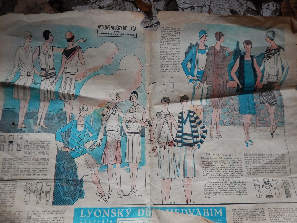 Móda byla jiná, ale s chutí bych vyměnila dnešní časopisy o módě za tyto barevné s osobitým stylem.