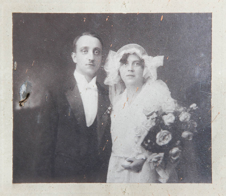 Dozvíme se někdy, kdo je na fotografii?