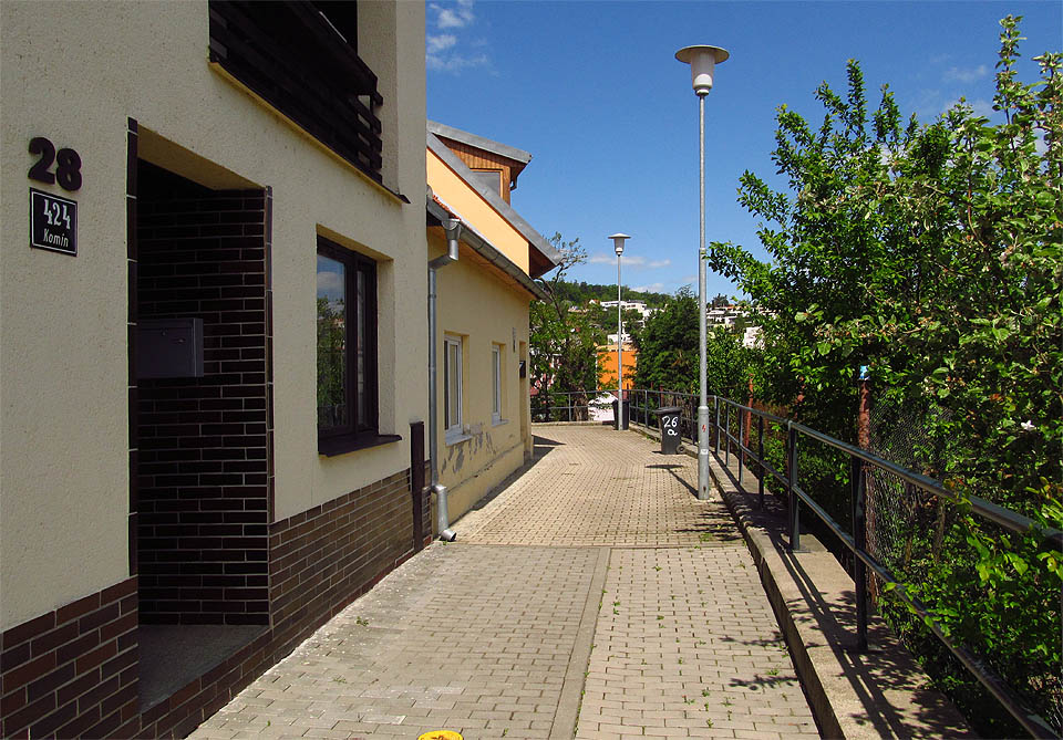 Závěrečná a současně nejvyšší část okruhu v Podskalské ulici. Závěrečná a současně nejvyšší část okruhu v Podskalské ulici.