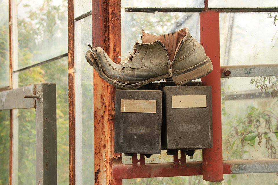 Pozdrav od O. Henryho. Nikdo už nezjistí, který americký tulák prošlapal boty bloudě pod zdejší skleněnou střechou.