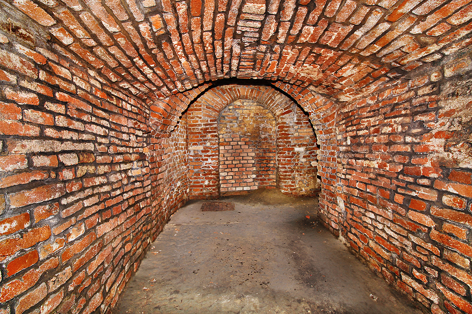 Sklepy pod domem U tří kohoutů